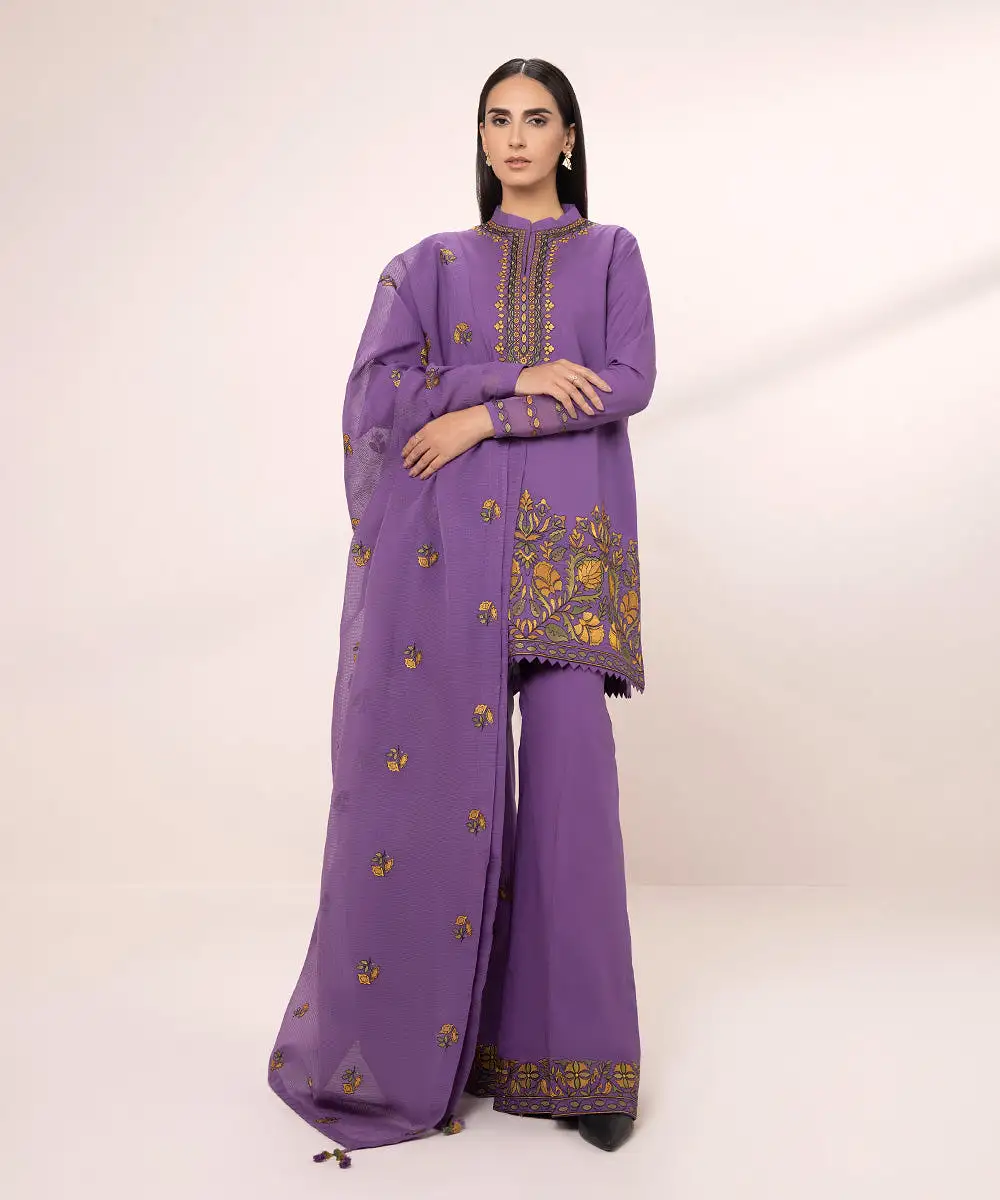 3 Piece - Embroidered Lawn Suit