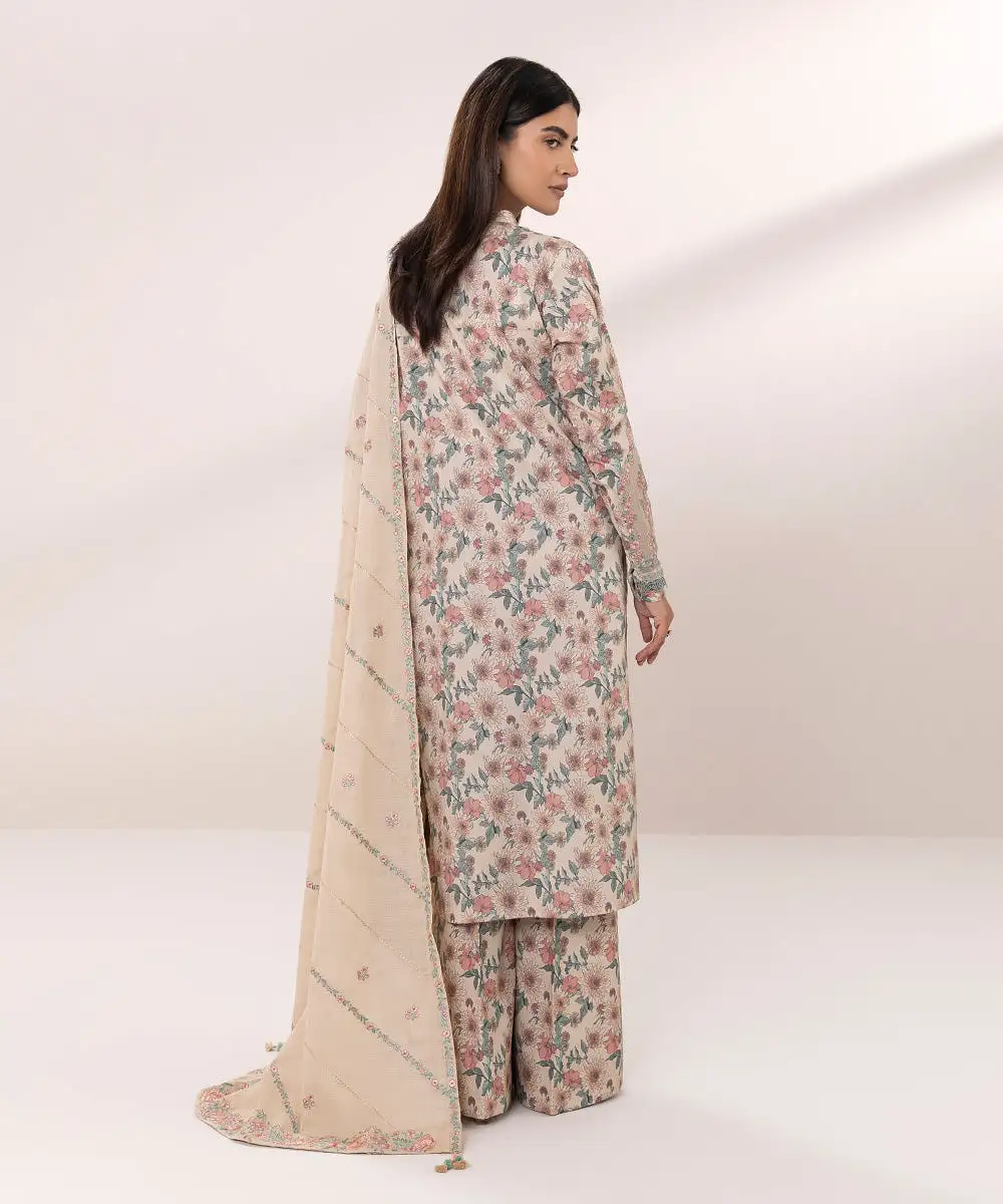 3 Piece - Embroidered Lawn Suit