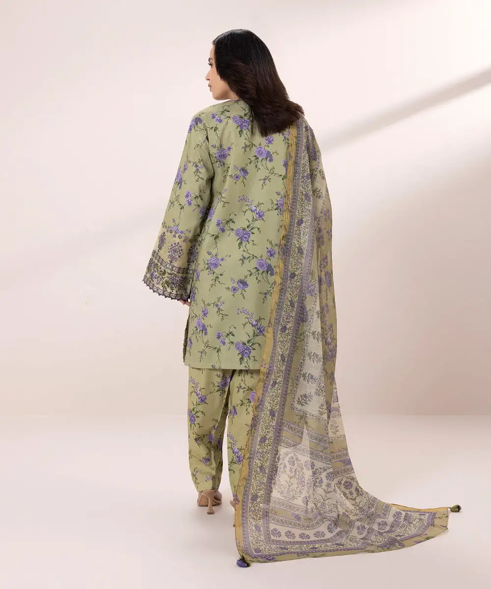 3 Piece - Embroidered Lawn Suit