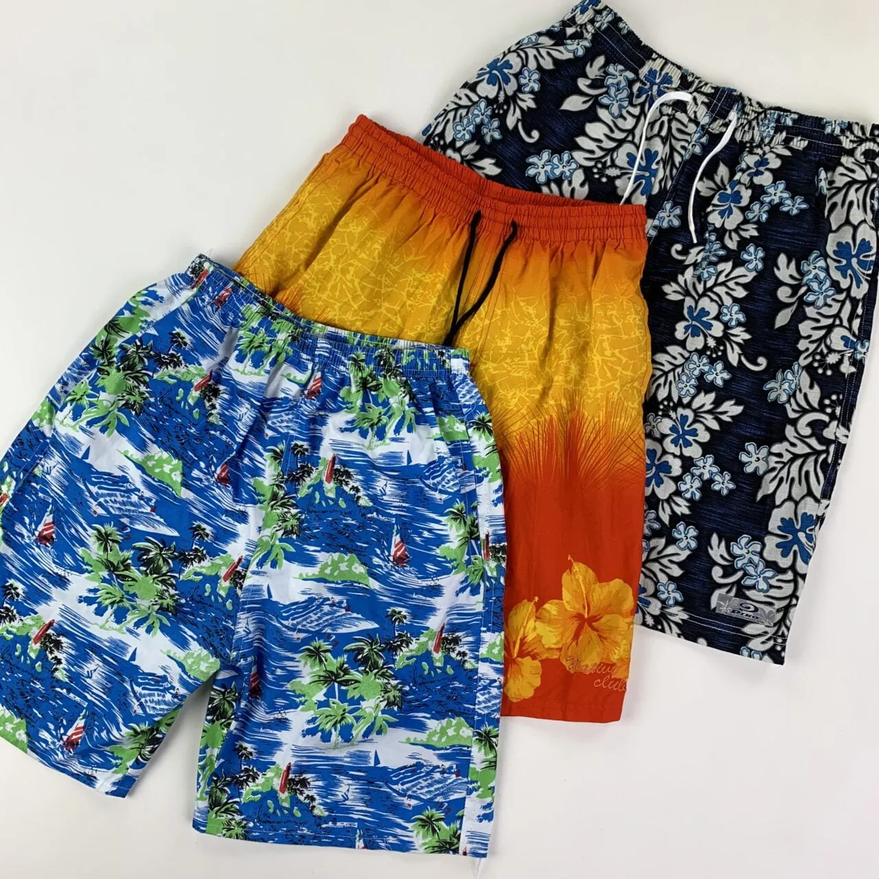 30 x Vintage Hawaiian/Beach Shorts Mix - Grade A - Lima Lima Vintage