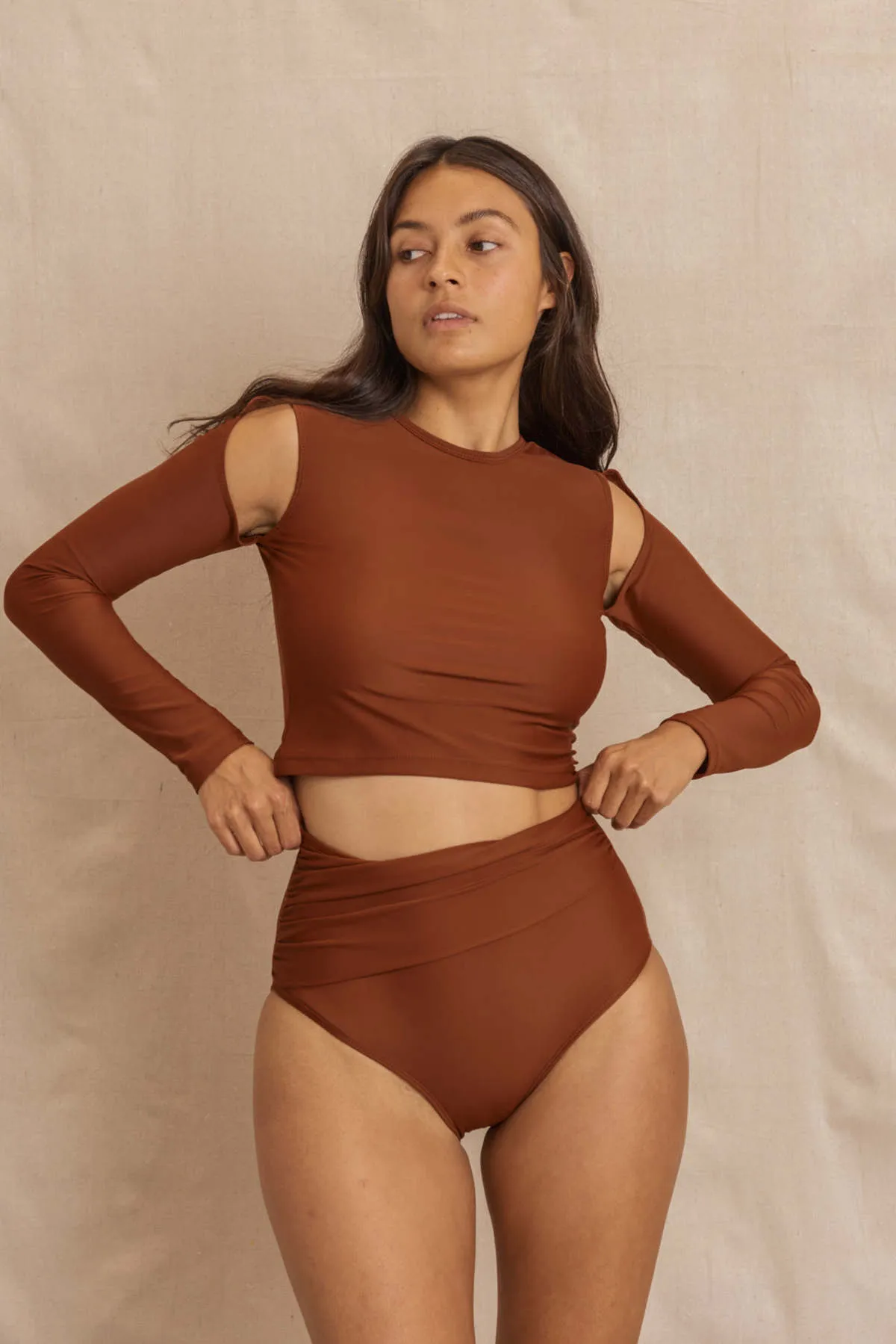 Gaia Rashguard - Rust