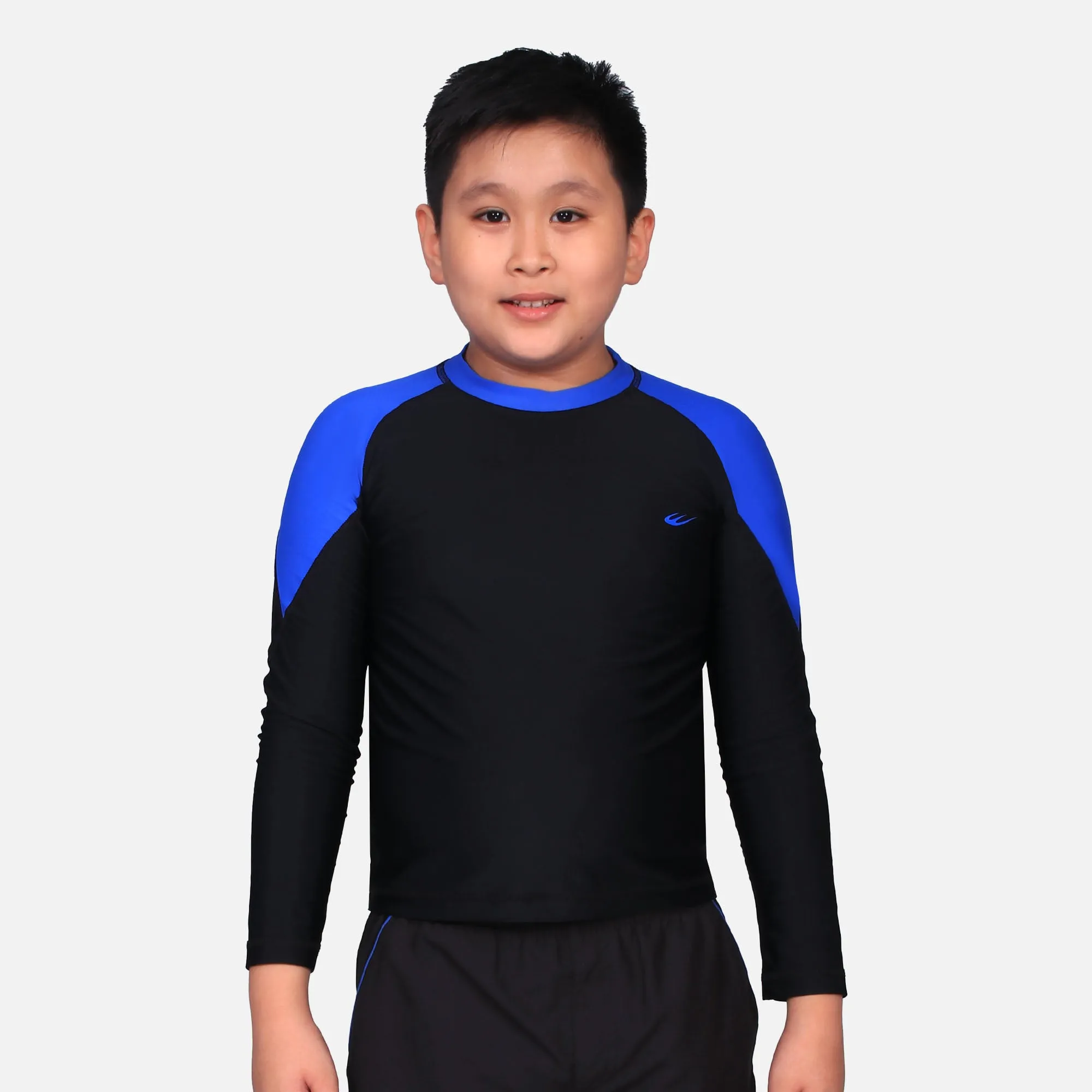 WB BOY RASHGUARD 01